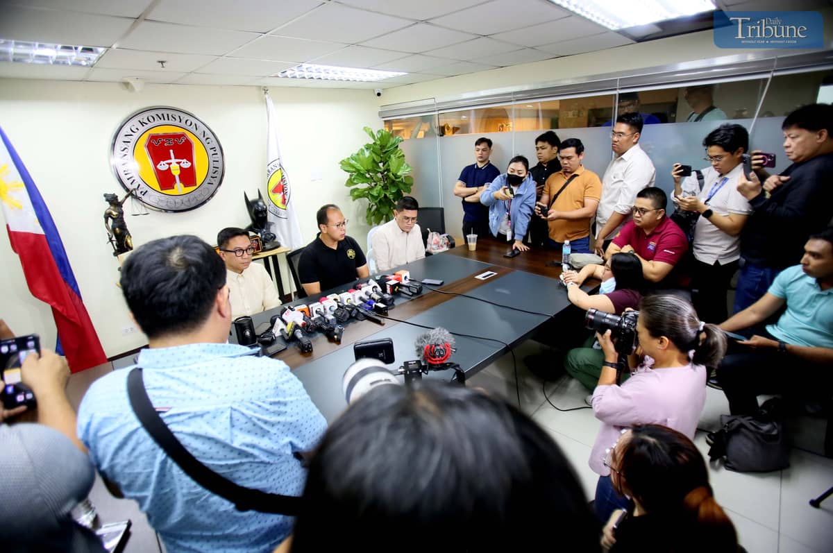 MMDA special operations head Gabriel Go apologizes for posting a video ticketing a cop for parking on the sidewalk during a press conference with NAPOLCOM Commissioner Rafael Vicente Calinisan, 3 April 2025, at the DILG-NAPOLCOM building in Quezon City.