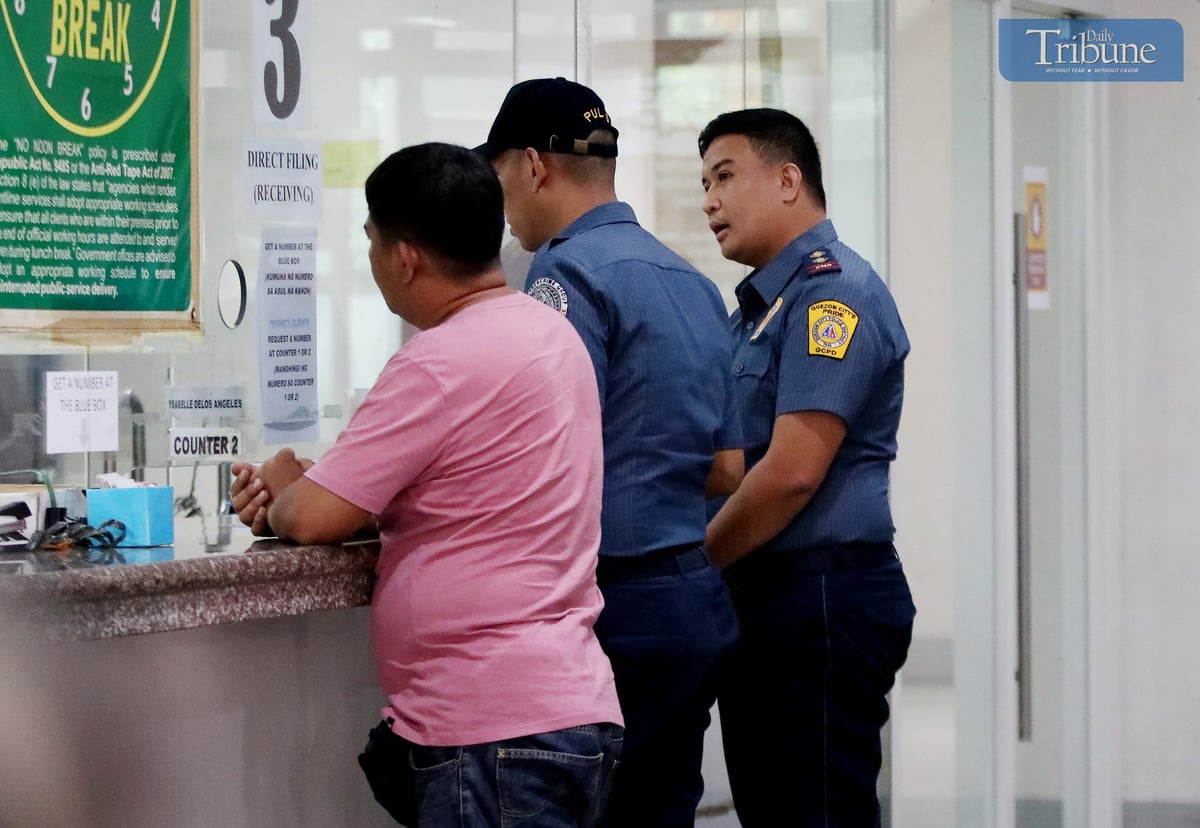 An hour after MMDA’s Gabriel Go publicly apologized, Police Captain Erik Felipe entered the Quezon City Hall of Justice on Thursday, 3 April 2025, to file a data privacy act and cyber libel case against Go. The case follows a viral video from last week showing a ticketing officer parked on the sidewalk.