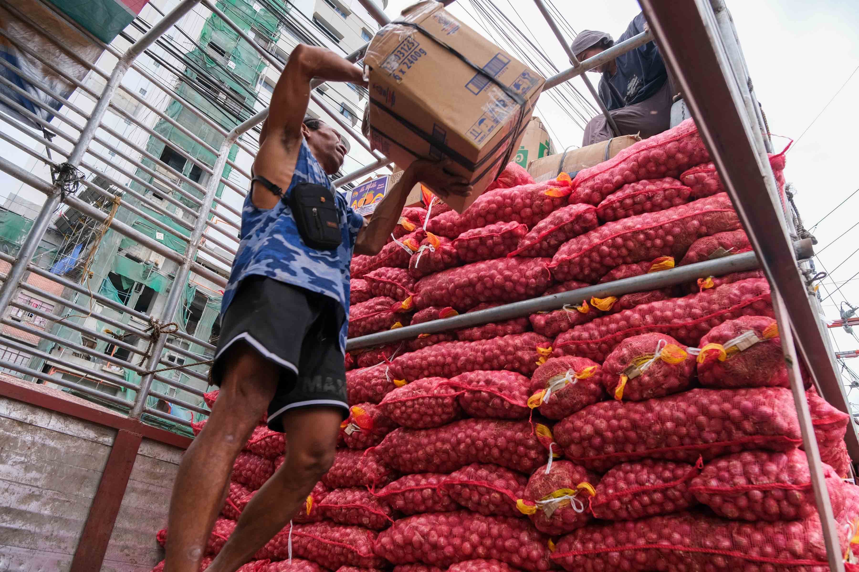 DA continues monitoring of onion, pork prices