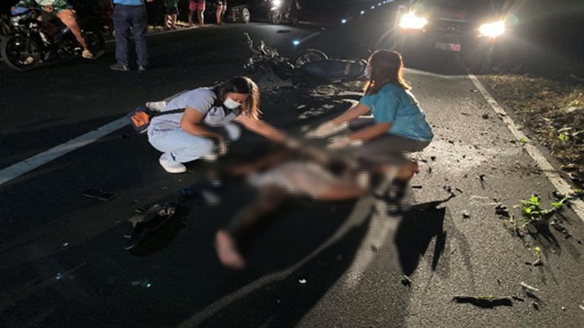 Teenage rider crashes to death 