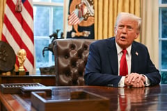 Trump warns against Taiwan independence after China visit