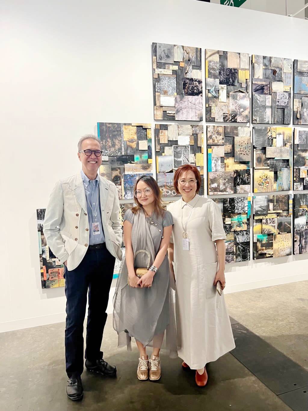 Kate Torralba (middle) with international art fair stalwarts Jun and Kathleen Villalon at The Drawing Room Booth.