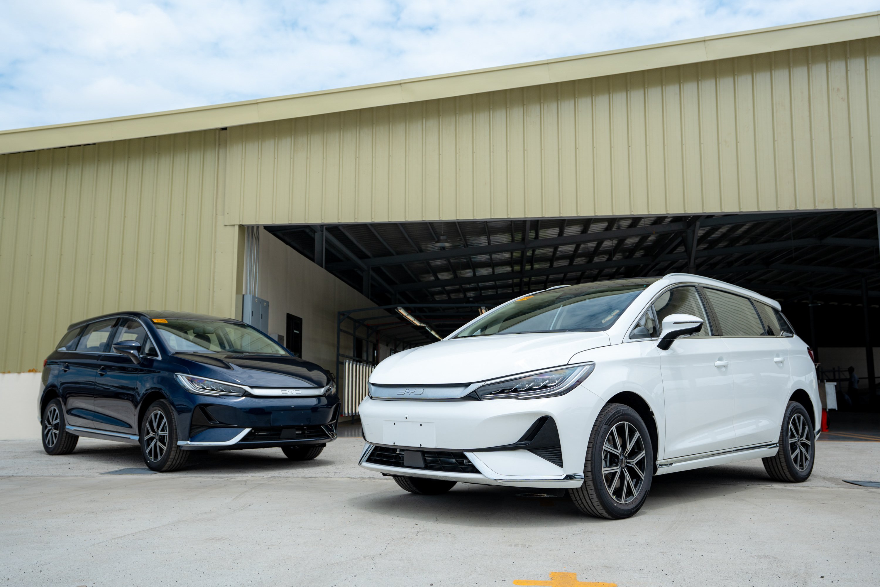 BYD’s fully electric MPV officially rolls into the Phl