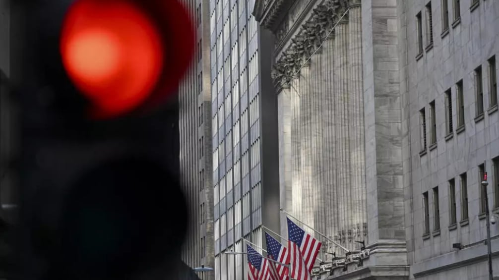 Stocks rally over U.S. trade war detente