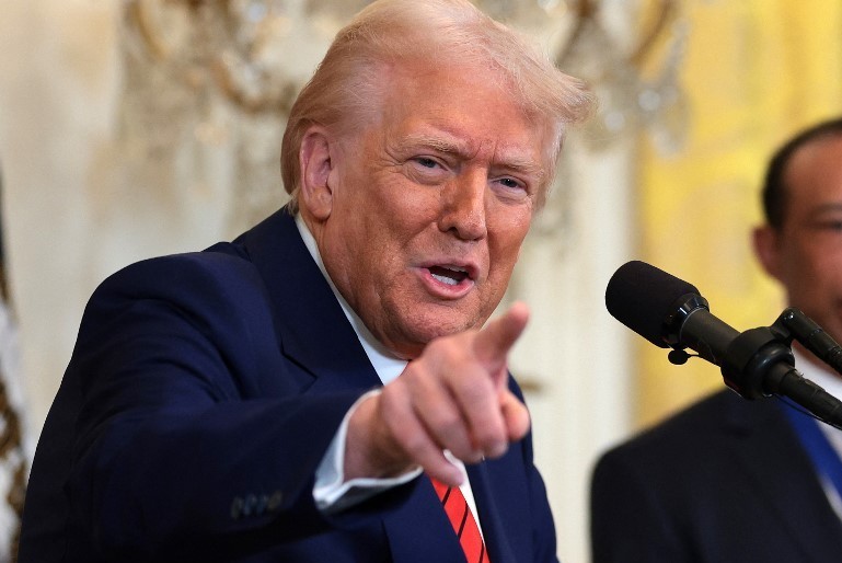 Trump replaces surgeon general pick with wellness influencer