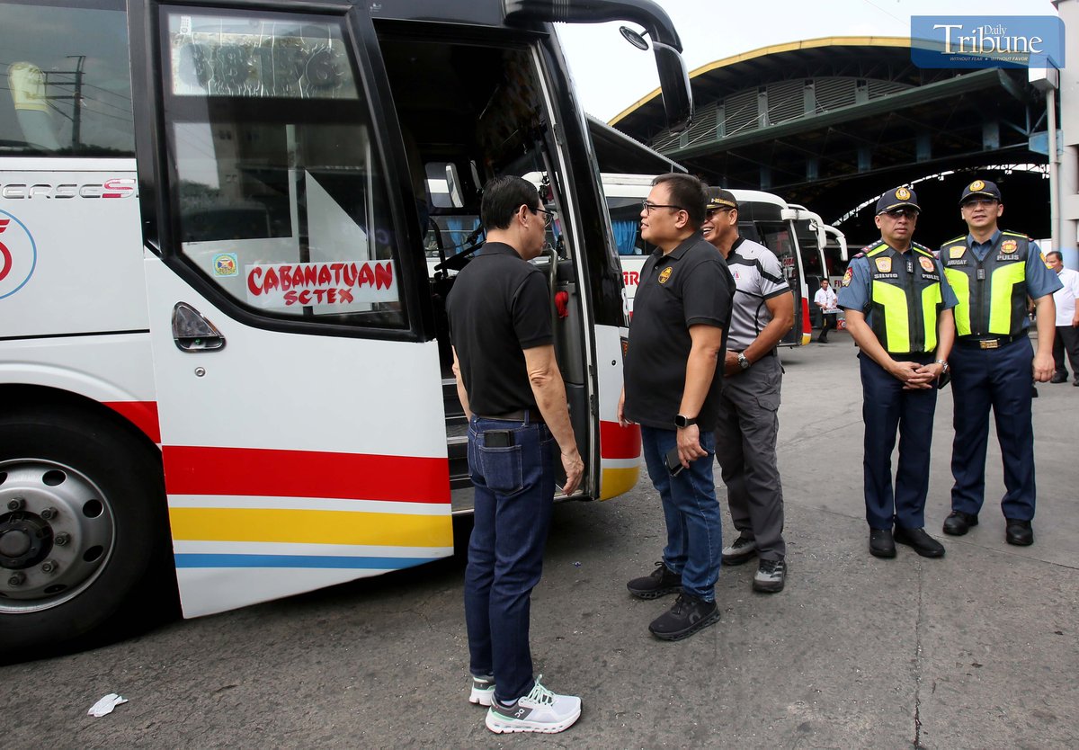 Metropolitan Manila Development Authority Chairman Atty. Don Artes conducted an inspection of the provincial bus terminal Friday, 11 April, with the Philippine Drug Enforcement Agency, Philippine National Police - Highway Patrol Group, and the Quezon City Government Traffic and Transport Management, in preparation for the influx of passengers traveling for the Holy Week holiday next week.