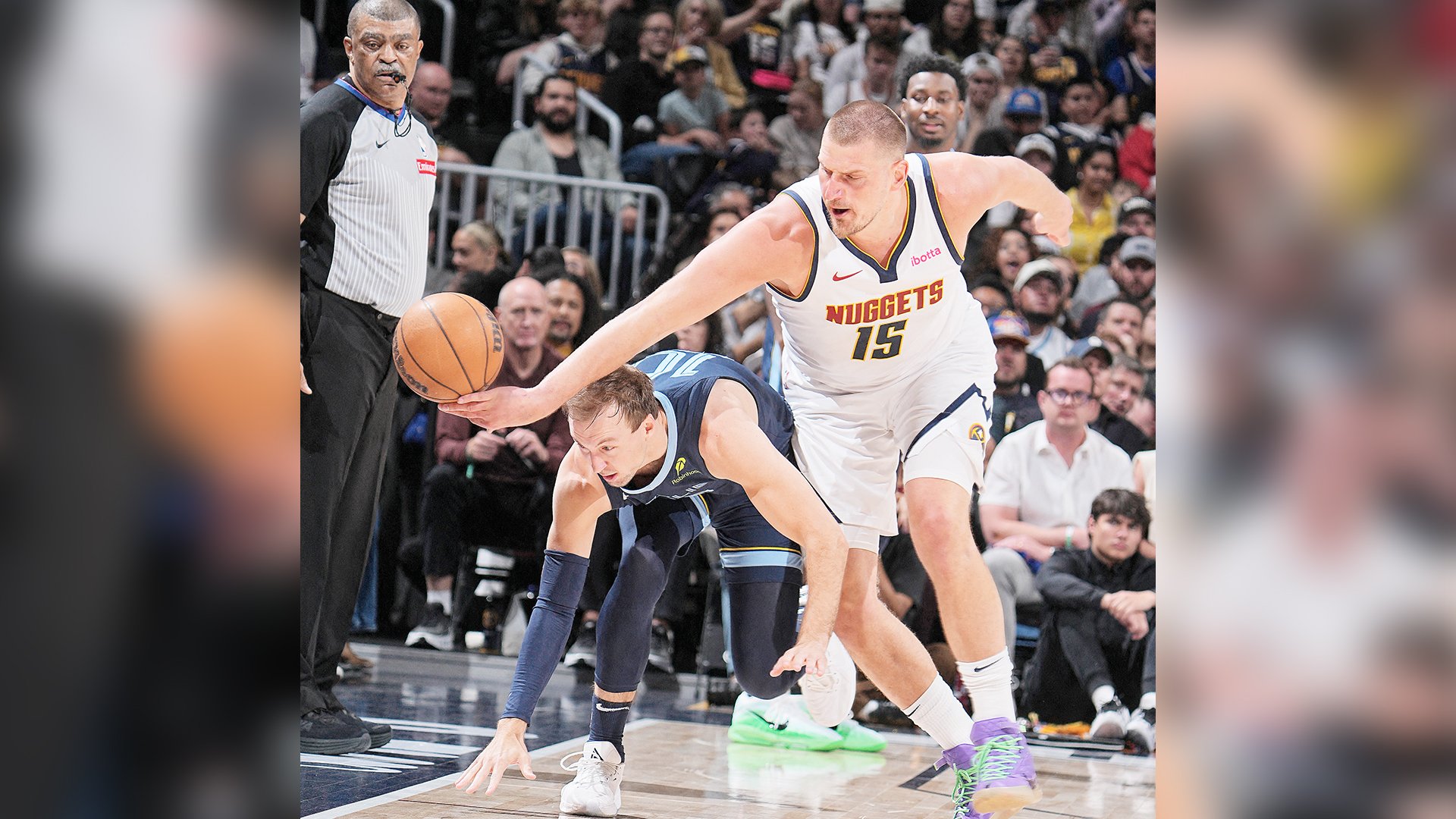 Jokic’s triple double tames Grizzlies
