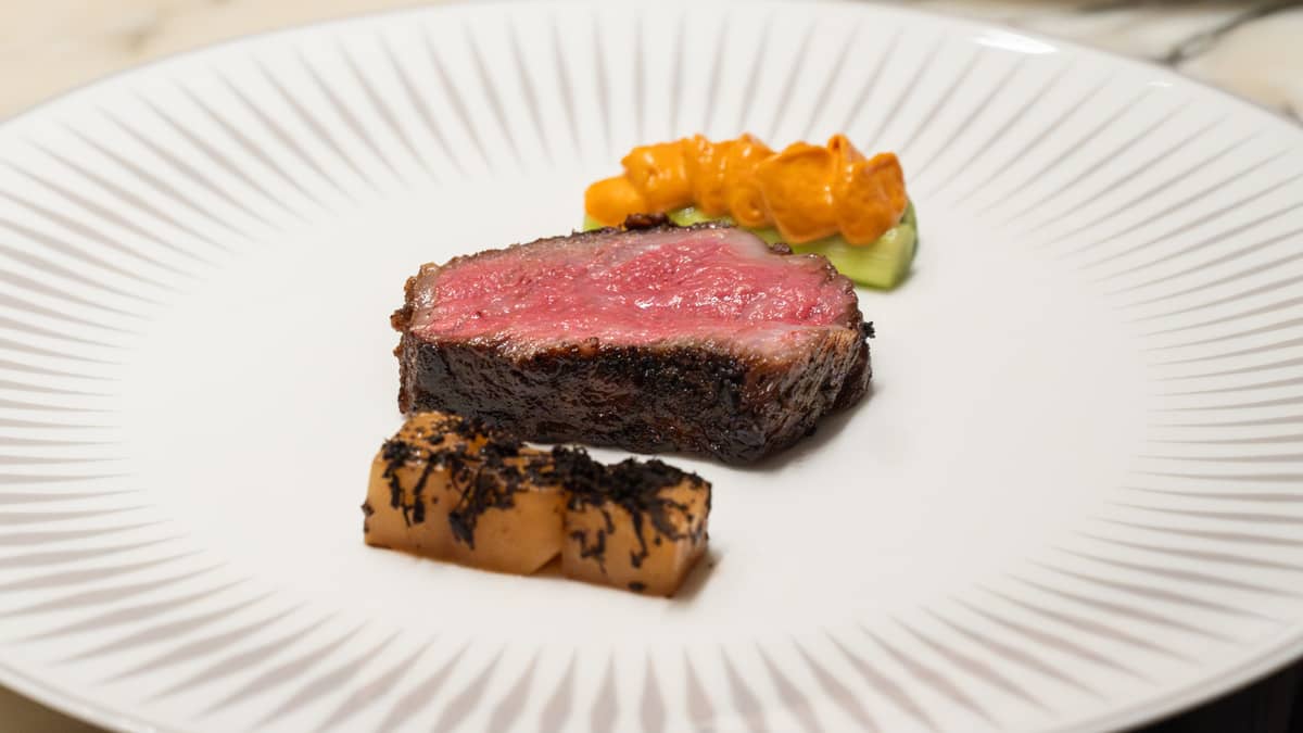 Three-sauce steak