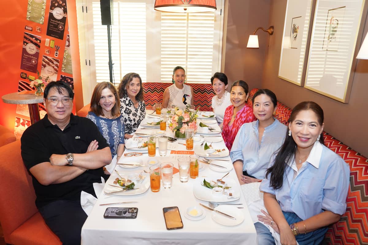 Keren Pascual, Anne Marie Saguil, Marivic Vasquez, Mia Borromeo, Margarita Delgado, Kit Zobel, Laurie Westfall and Techie Hagedorn.
