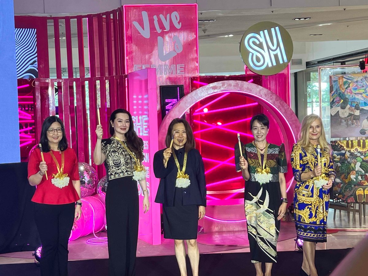 Empowered women take the stage at Sining Filipina exhibit