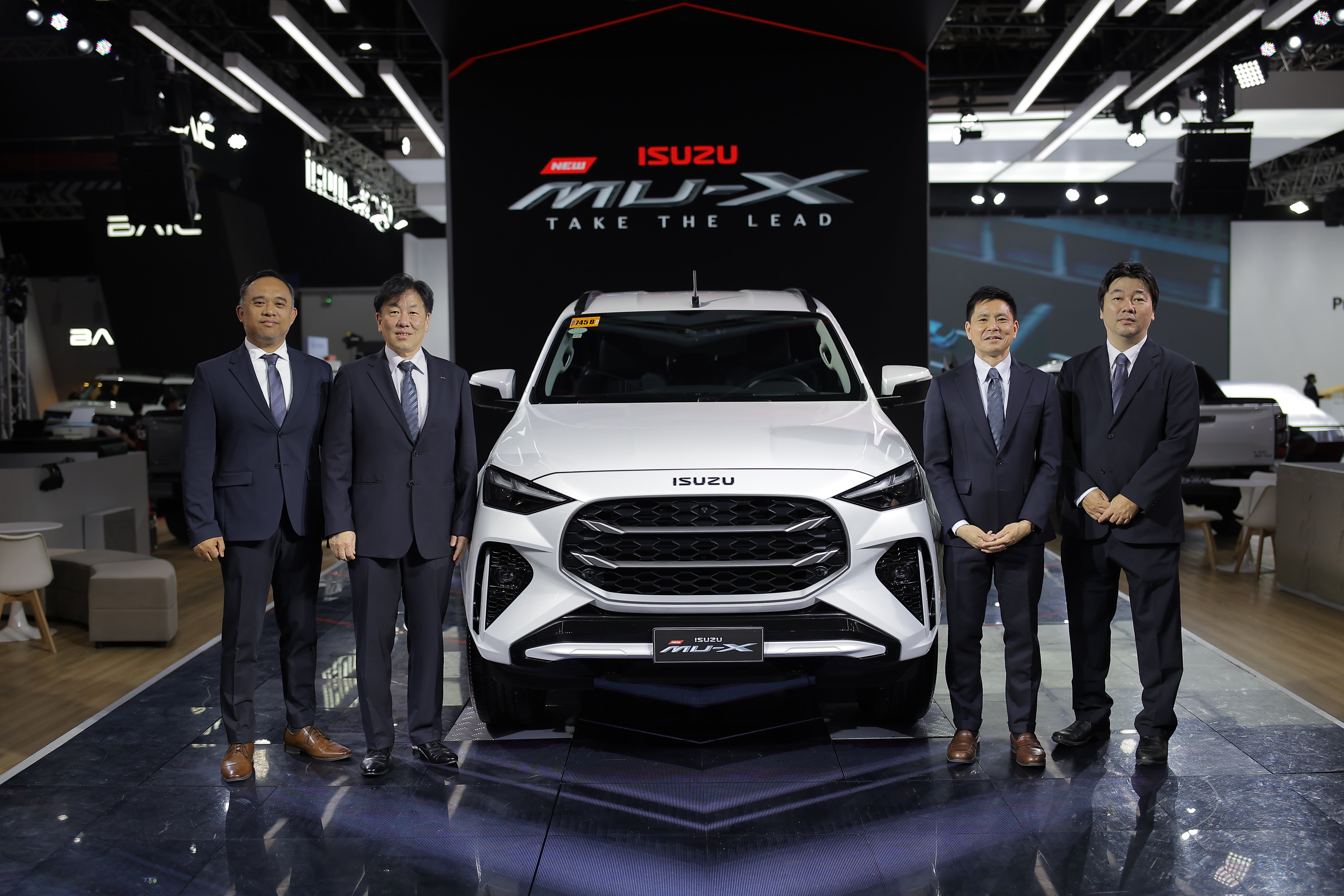 Isuzu unveils 2025 mu-X