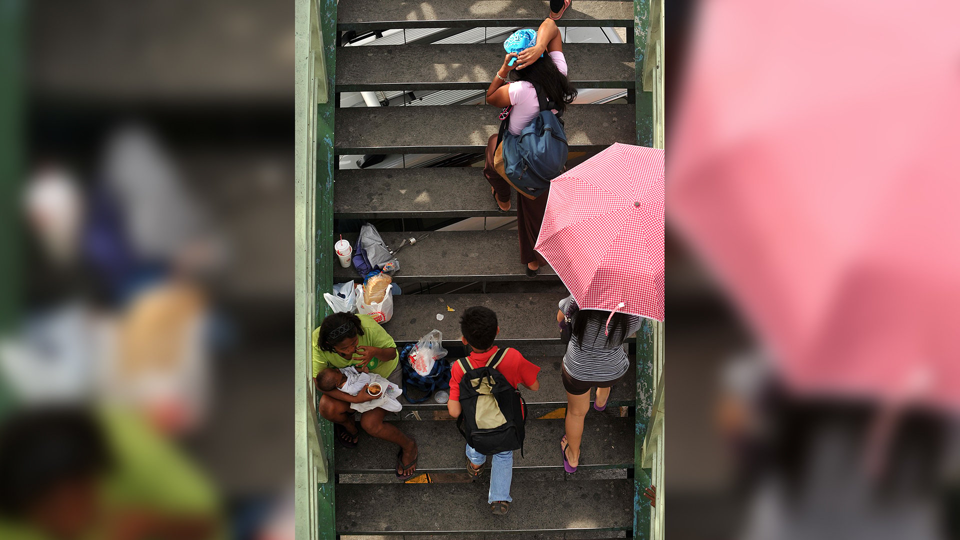 Hunger grips over a quarter of Pinoy homes