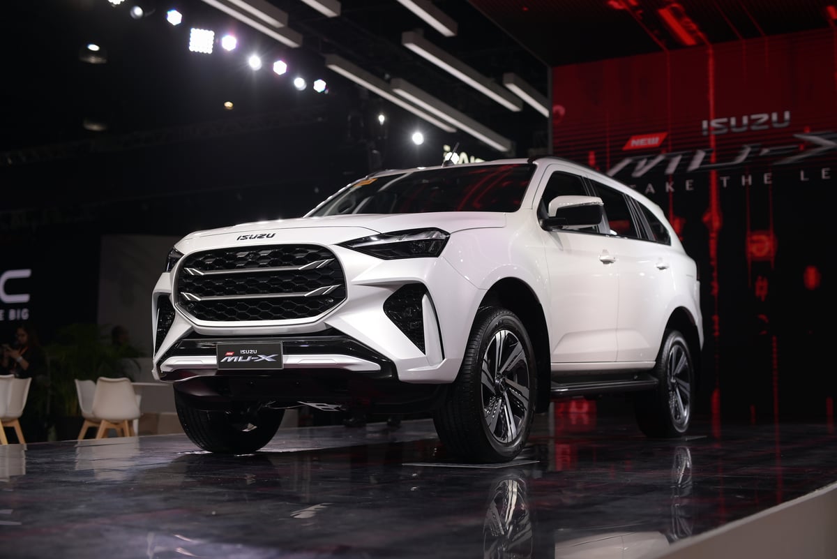 THE New 2025 Isuzu mu-X.