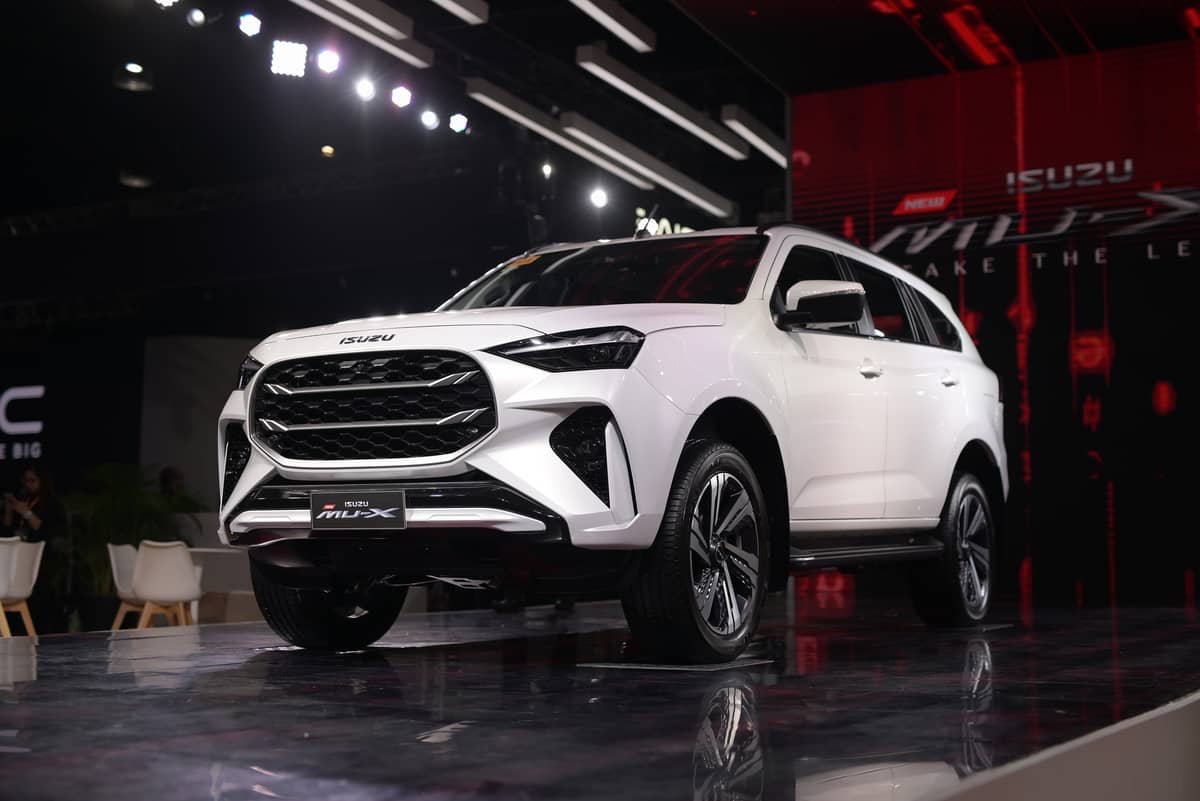 THE New 2025 Isuzu mu-X.