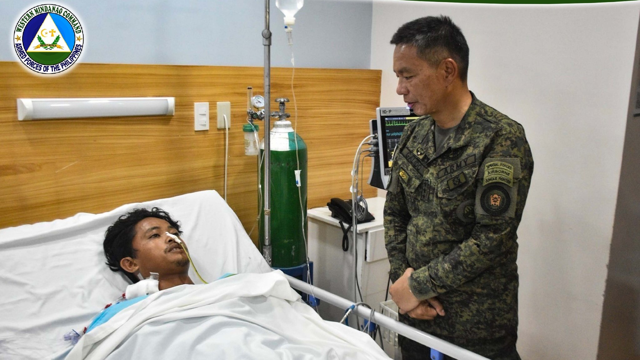 AFP top brass visits ambush wounded soldier