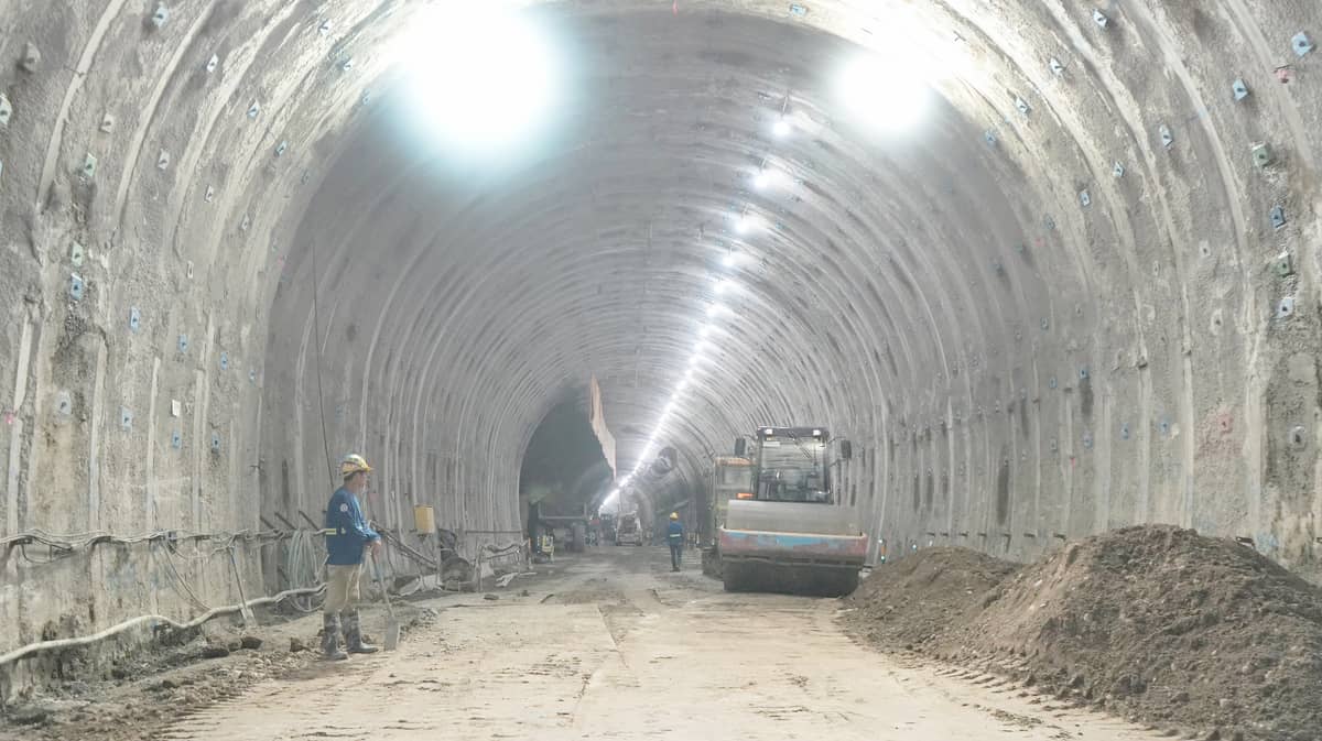PhotoGRAPHS COURTESY OF DPWH