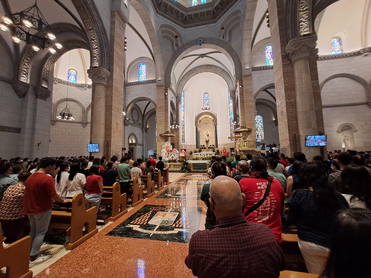 Catholics attending a Mass presided by Manila Archbishop Cardinal Advincula on Palm Sunday 2023 at the Manila Cathedral.