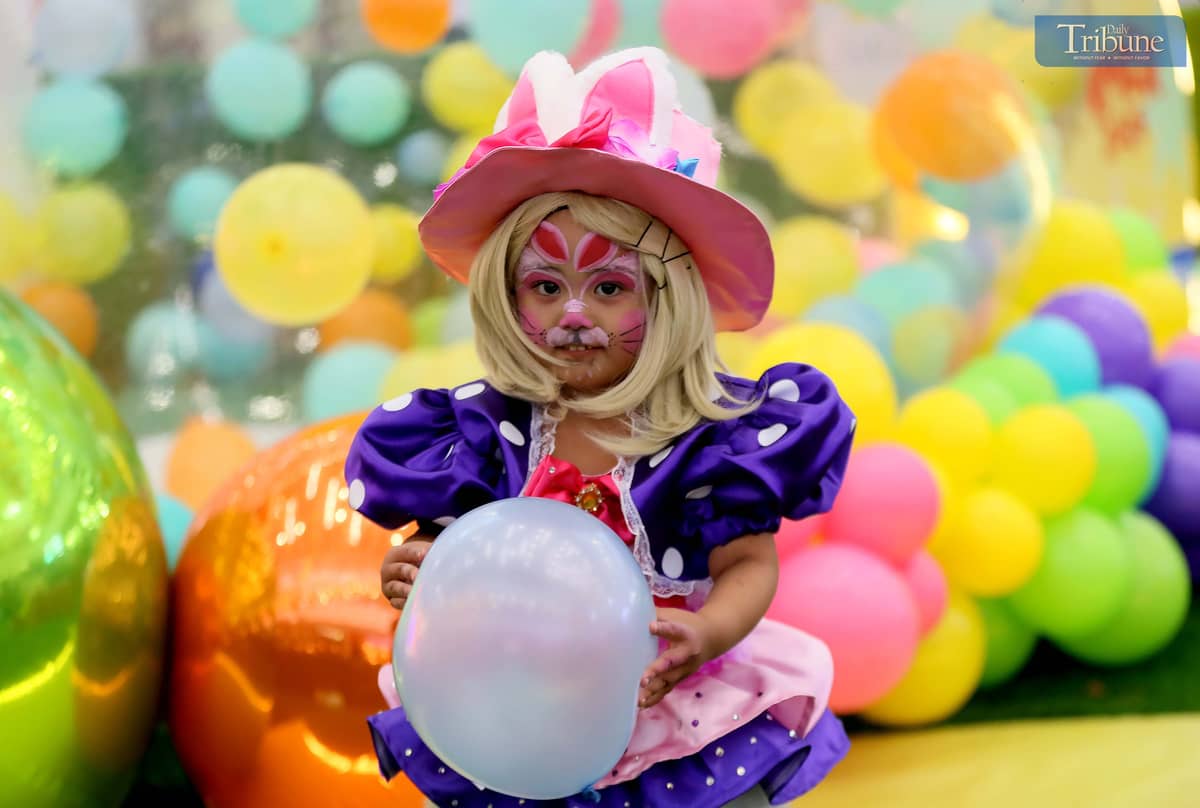 Children, joined by their parents, take part in an Easter costume contest, parade, and egg hunt at SM Masinag in Antipolo City on Sunday, 20 April 2025. The event marks the celebration of Easter Sunday, a Christian tradition symbolizing the resurrection of Jesus Christ.