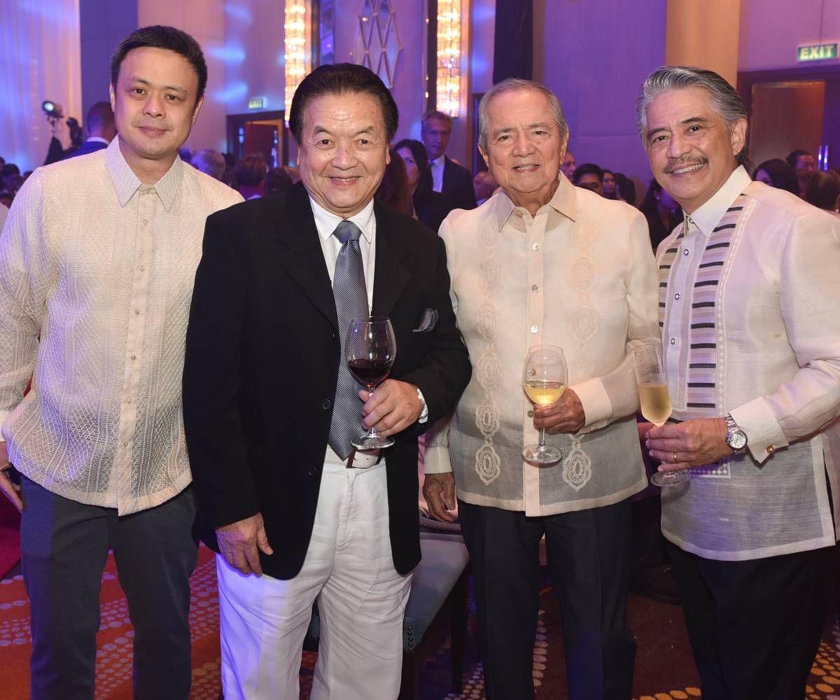 Captain Stanley Ng, Phillip Cruz, Eddie Pineda and Randy Francisco.