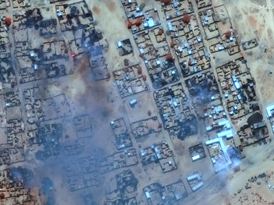 Improvised first aid for wounded in besieged Sudan city