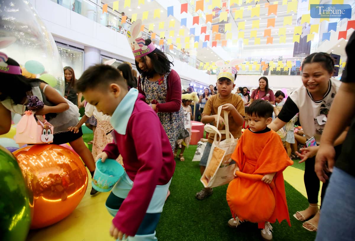 Children, joined by their parents, take part in an Easter costume contest, parade, and egg hunt at SM Masinag in Antipolo City on Sunday, 20 April 2025. The event marks the celebration of Easter Sunday, a Christian tradition symbolizing the resurrection of Jesus Christ.