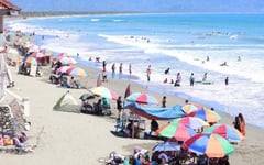 Aurora draws nearly .5M tourists during Holy Week