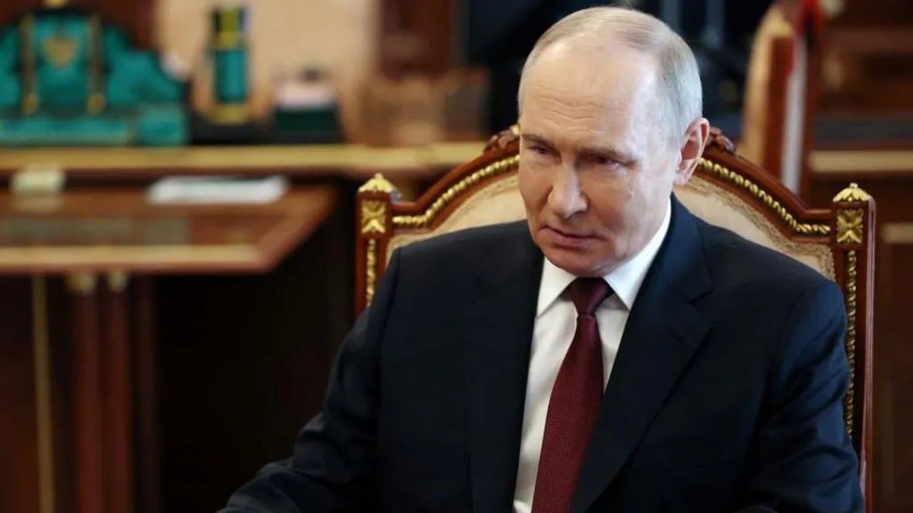 Russian attackers break Putin’s Easter ceasefire