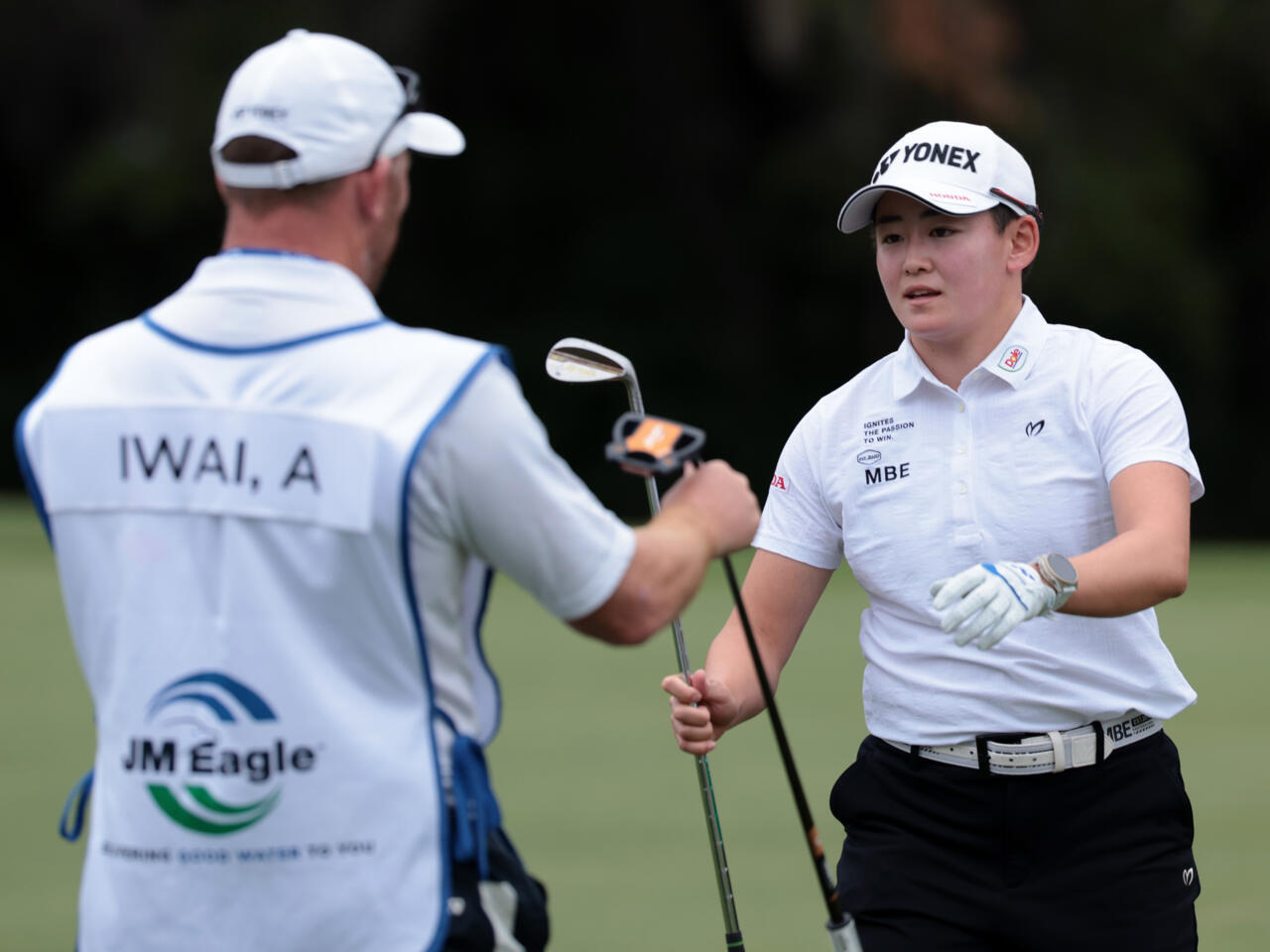 Trio shares LA Championship lead