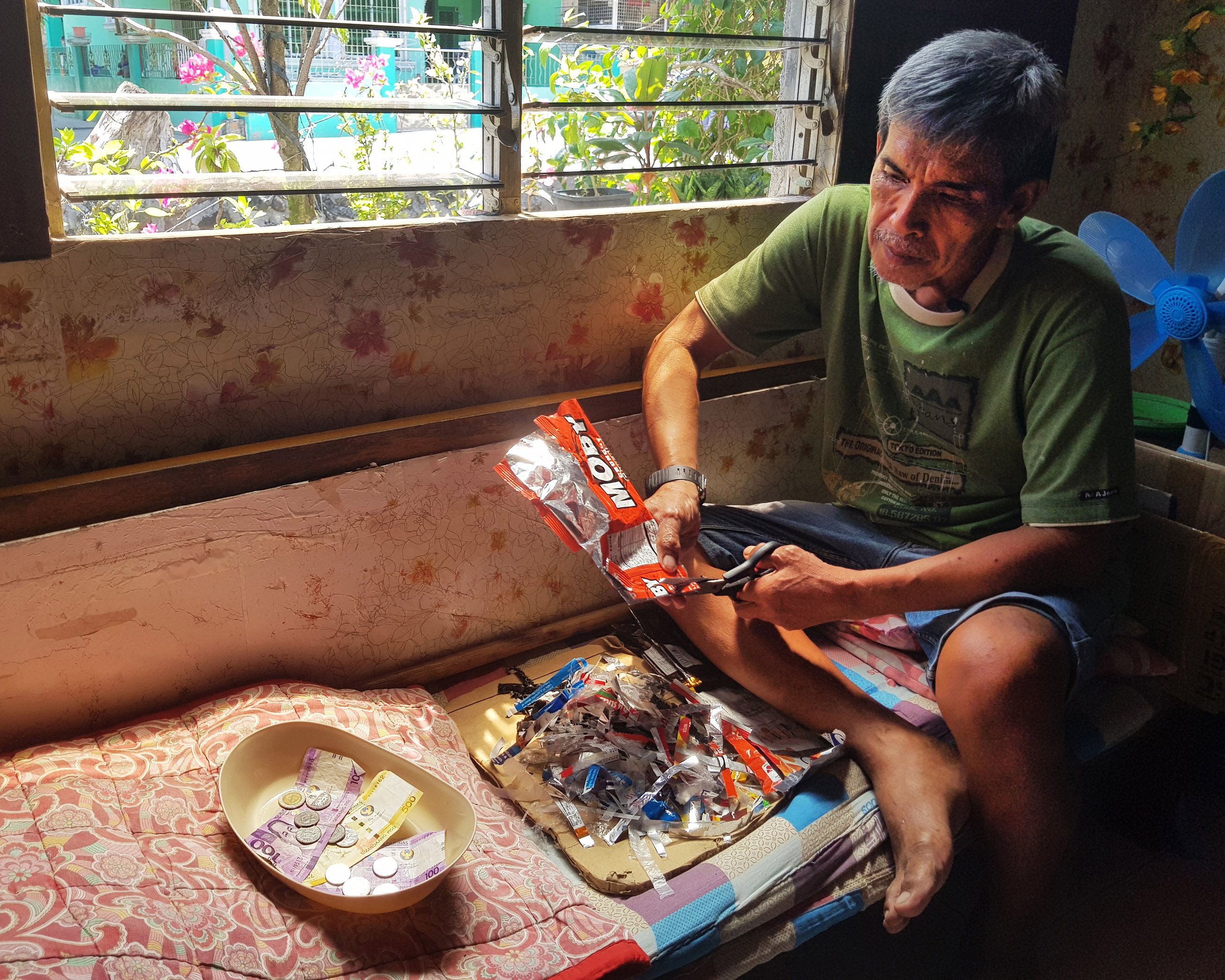 Turning plastics into cash 