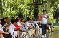 ‘Kuya Choi’ shares a moment of prayer and inspiration with the Trece Martirez Pastoral Group as Kaunlad Pinoy reaffirms its commitment to livelihood and faith-led community building.