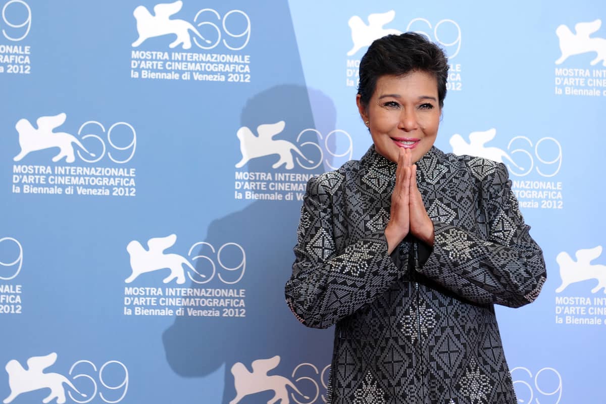 NORA Aunor.