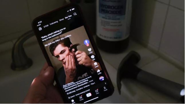 ‘Looksmaxxing’ influencers rise