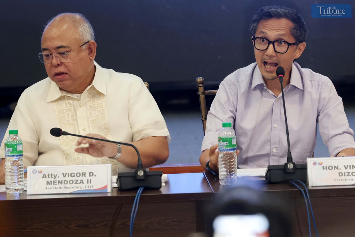 On Wednesday, 23 April 2025, at a press conference held at the LTO office in Quezon City, Department of Transportation (DOTr) Secretary Vince Dizon and LTO Chief Assistant Secretary Atty. Vigor D. Mendoza II announced the suspension of 671 public utility drivers for offenses committed during the Holy Week. The move highlights the government's ongoing efforts to ensure road safety and discipline among drivers.