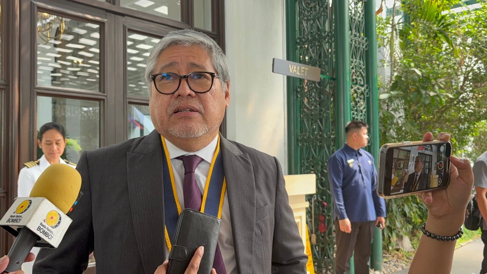 Manalo: ASEAN, China 'politically committed' to sea code by 2026