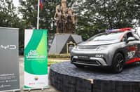 The Valenzuela Police receives new electric vehicles to boost its security and quick response initiatives.