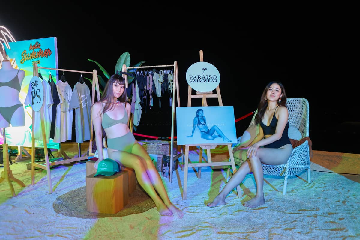 Models Lucy Donellan and Melody Arriola.