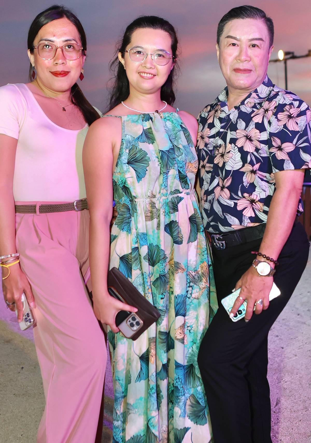 It’s Cebu’s Amy Undaloc, Crimson’s Area Pr and Marcom Mia Sy and Eds Javier.