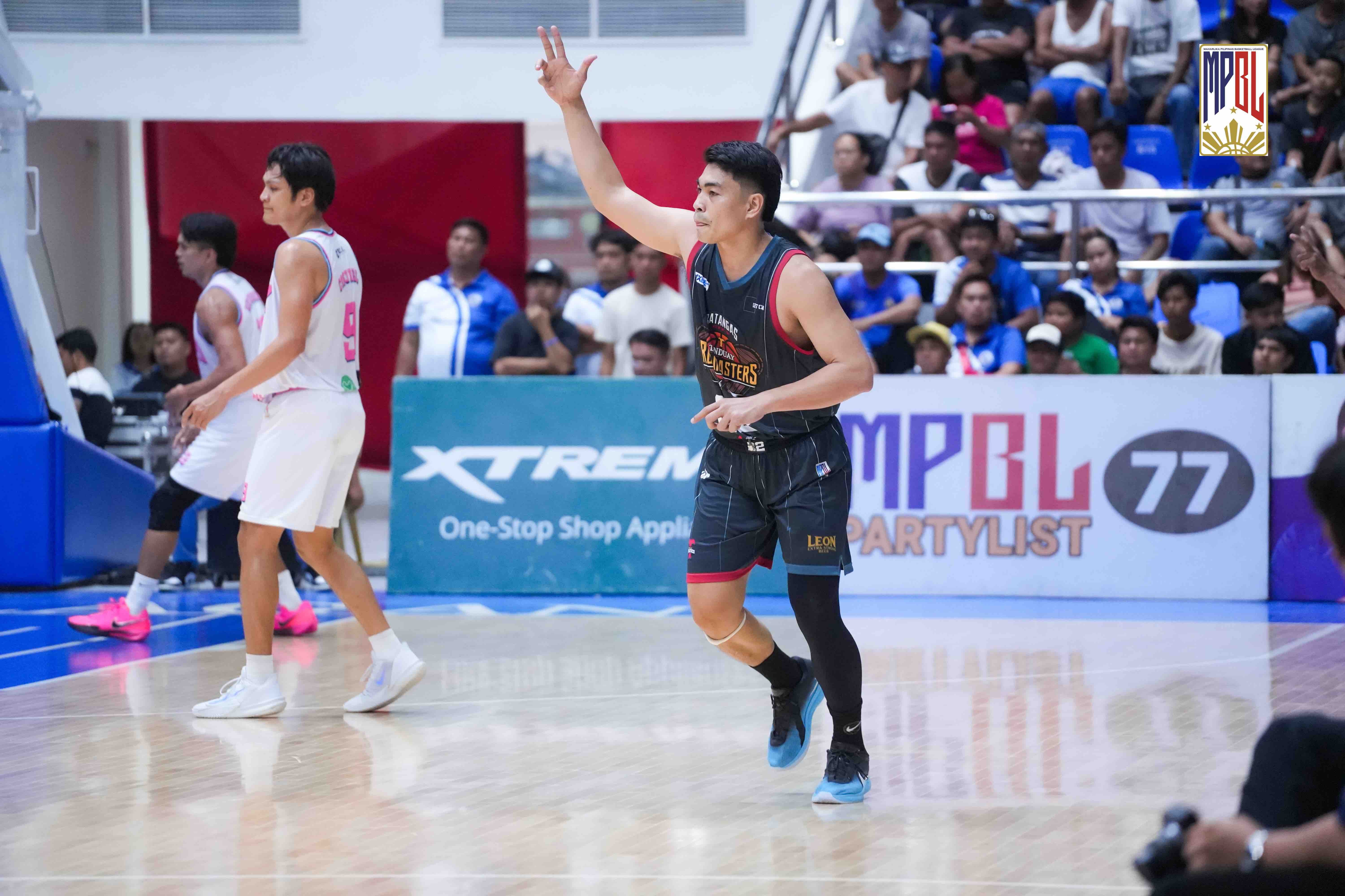 Red-hot Batangas crushes Pasay by 41