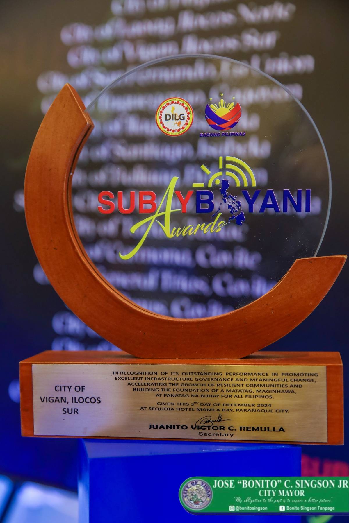 Mayor Bonito Singson was honored with the 2024 SubayBAYANI Award by the Department of the Interior and Local Government.