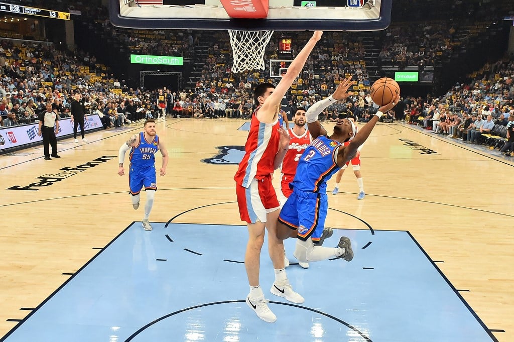 Thunder sweep past Grizzlies in NBA playoffs, Cavs on brink
