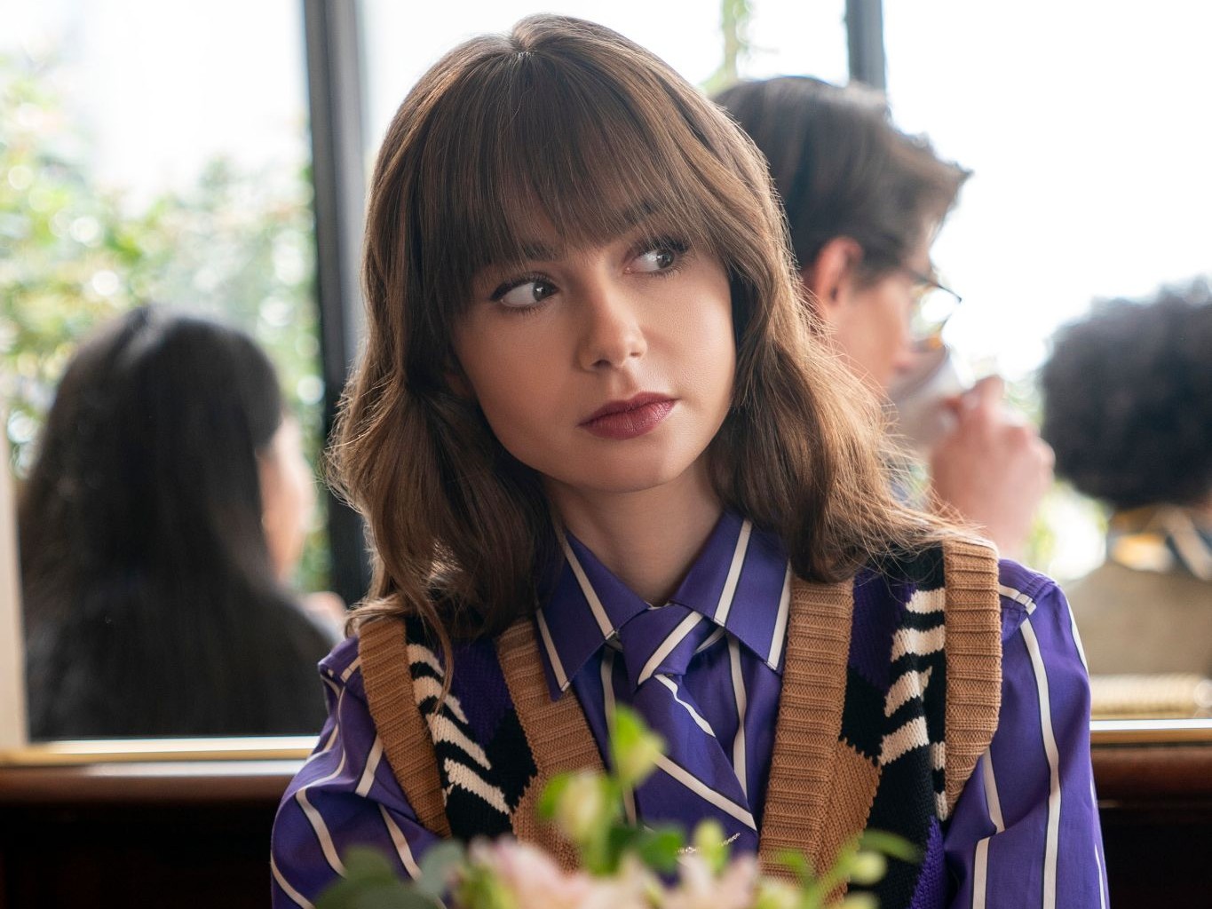 LILY Collins