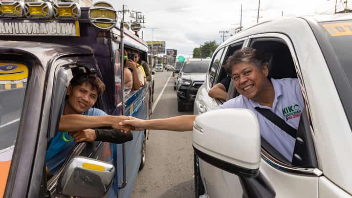 Kiko Pangilinan during a Butuan City motorcade