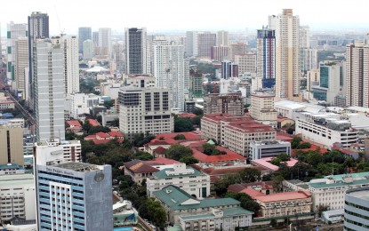 Fitch keeps credit grade, stable outlook