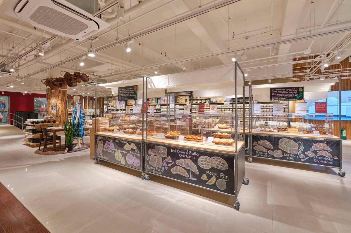 Muji Bakery.