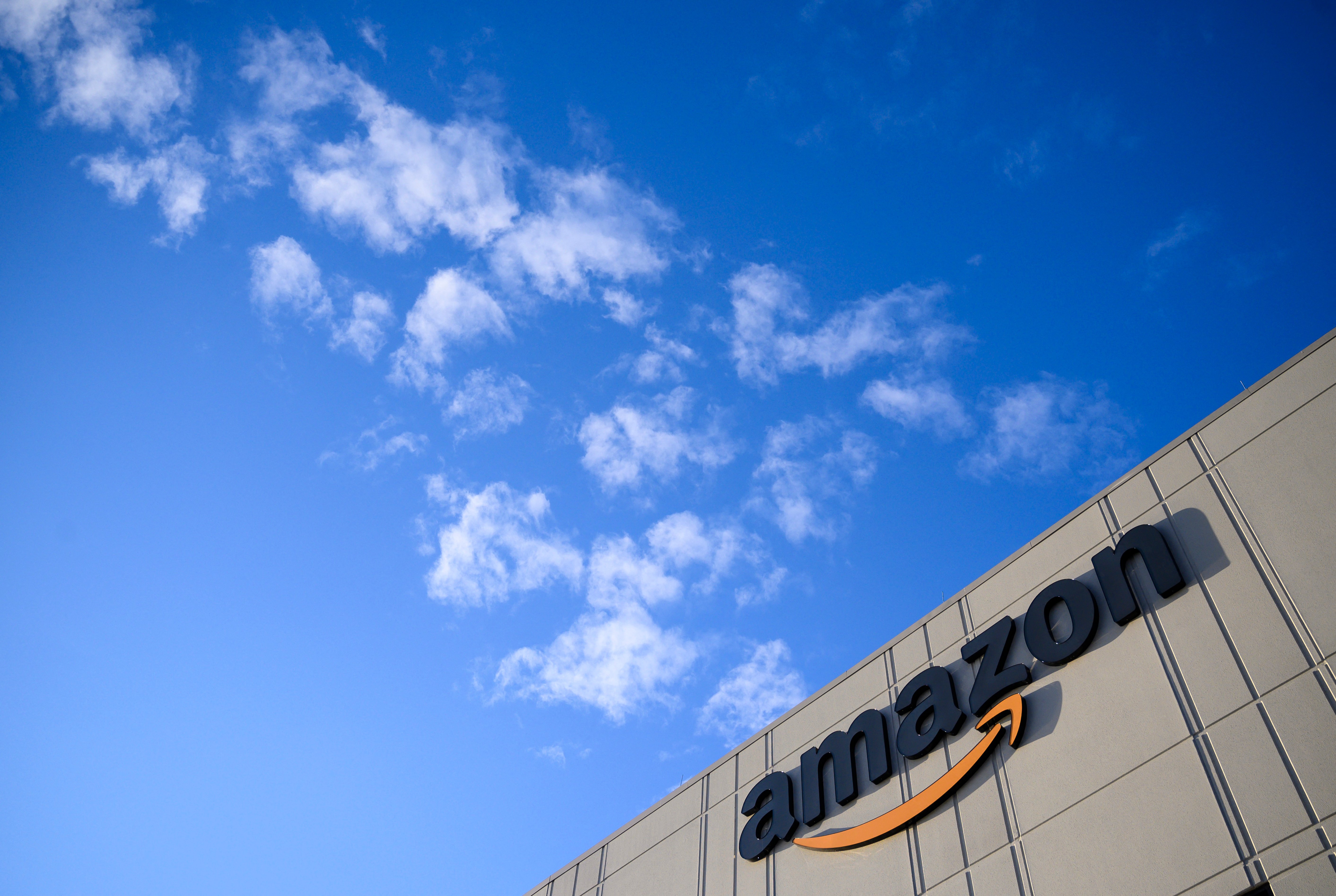 Amazon says never planned to show tariff costs, after White House backlash