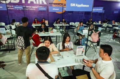 Top firms participate in Labor Day job fairs