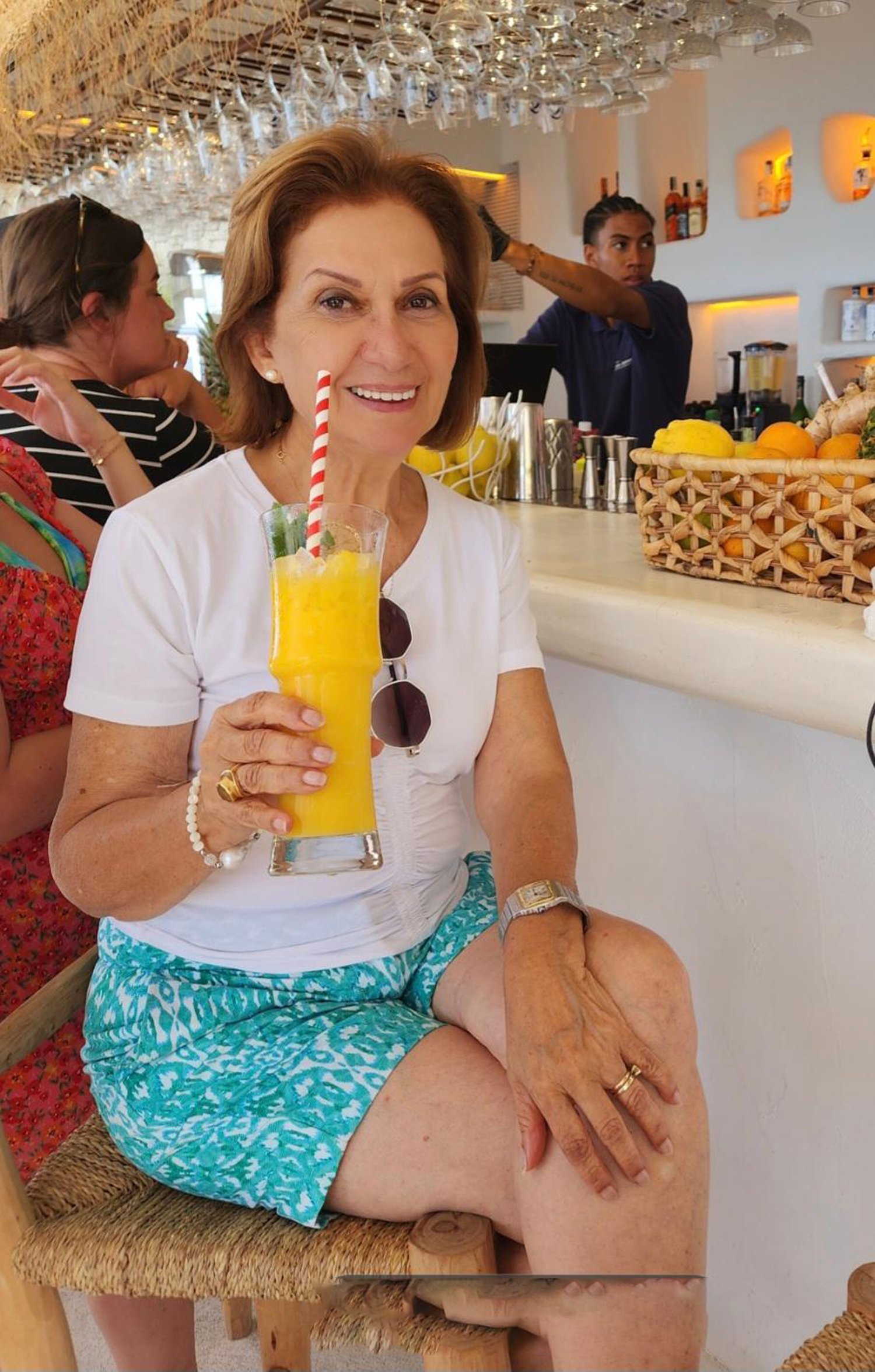 Ana Fe Jarque: Sip, smile, shine.