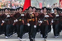 Parade marks fall of Saigon
