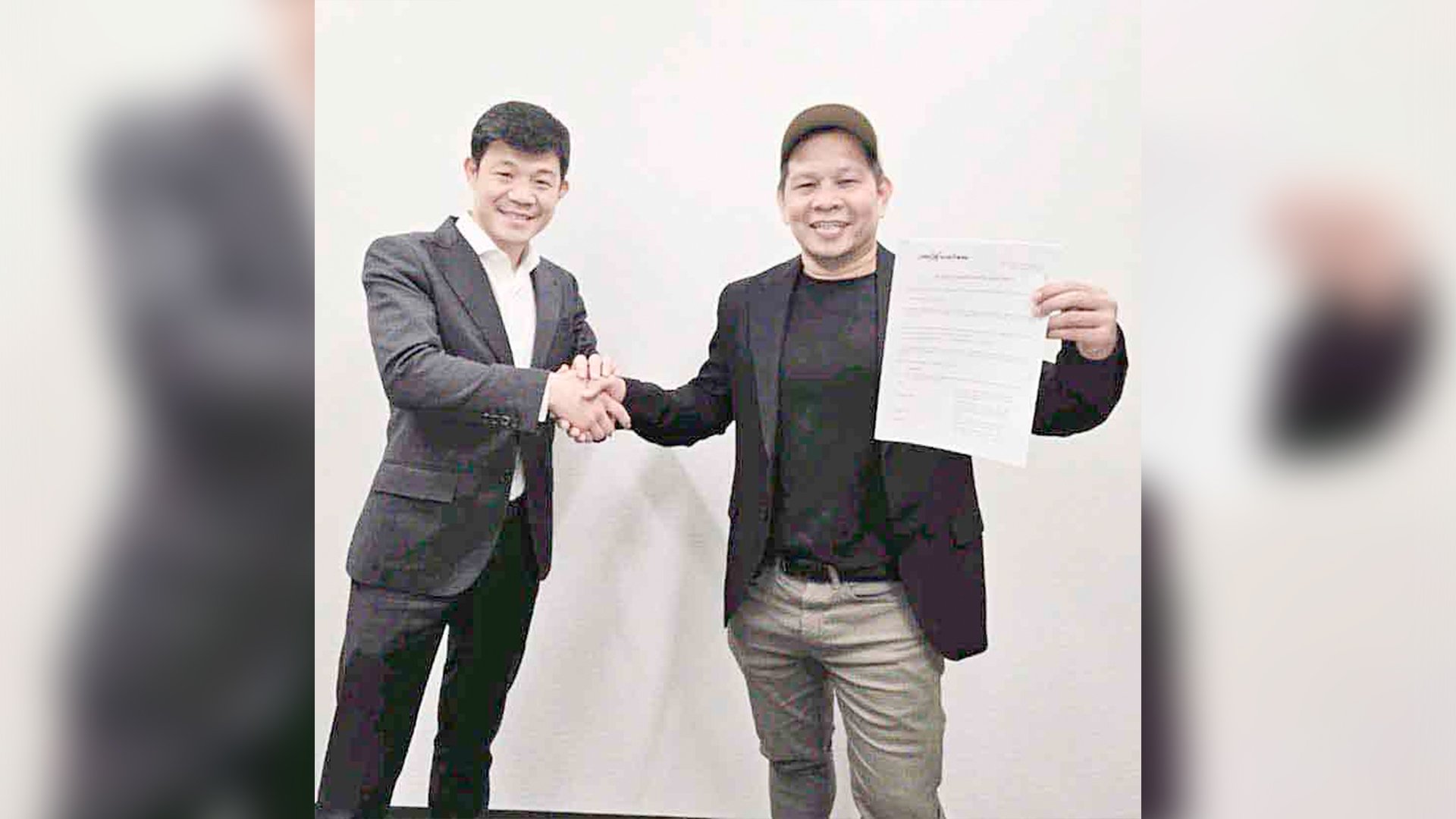 Hard-hitting Llover signs with Kameda

