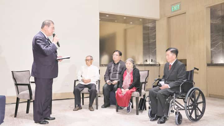 Japan Prime Minister Shigeru Ishiba commences the meeting with three 2nd generation Nikkei-Jin in Manila as part of the Japanese official’s visit to the Philippines.